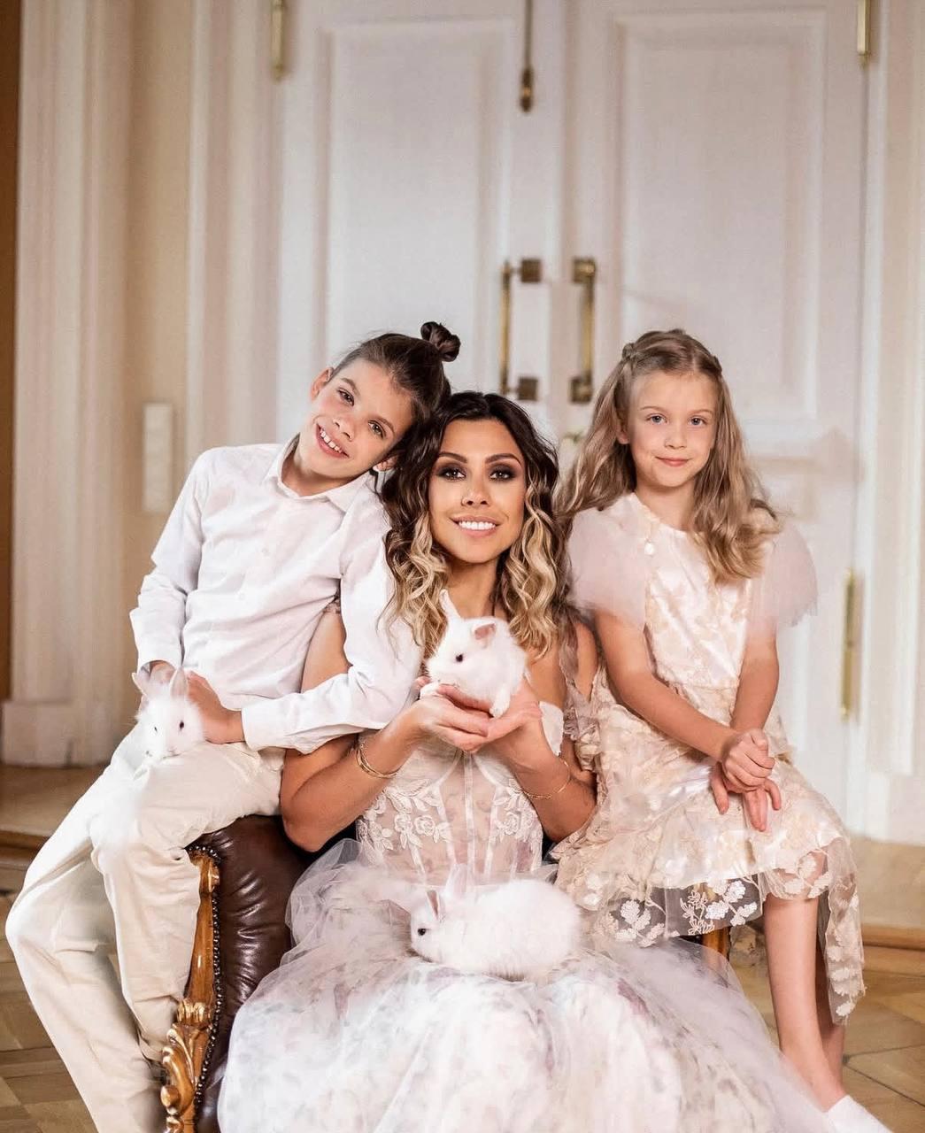 Старшая дочь Михаила Турецкого Наталья станет мамой в третий раз Наталья, Турецкая, Турецкого, хормейстера, аборт, публично, социальных, Наталью, отношений, оказался, Турецкий, решение, только, Михаил, Михаила, отцом, дочери, детьми, пришлось, Лианы