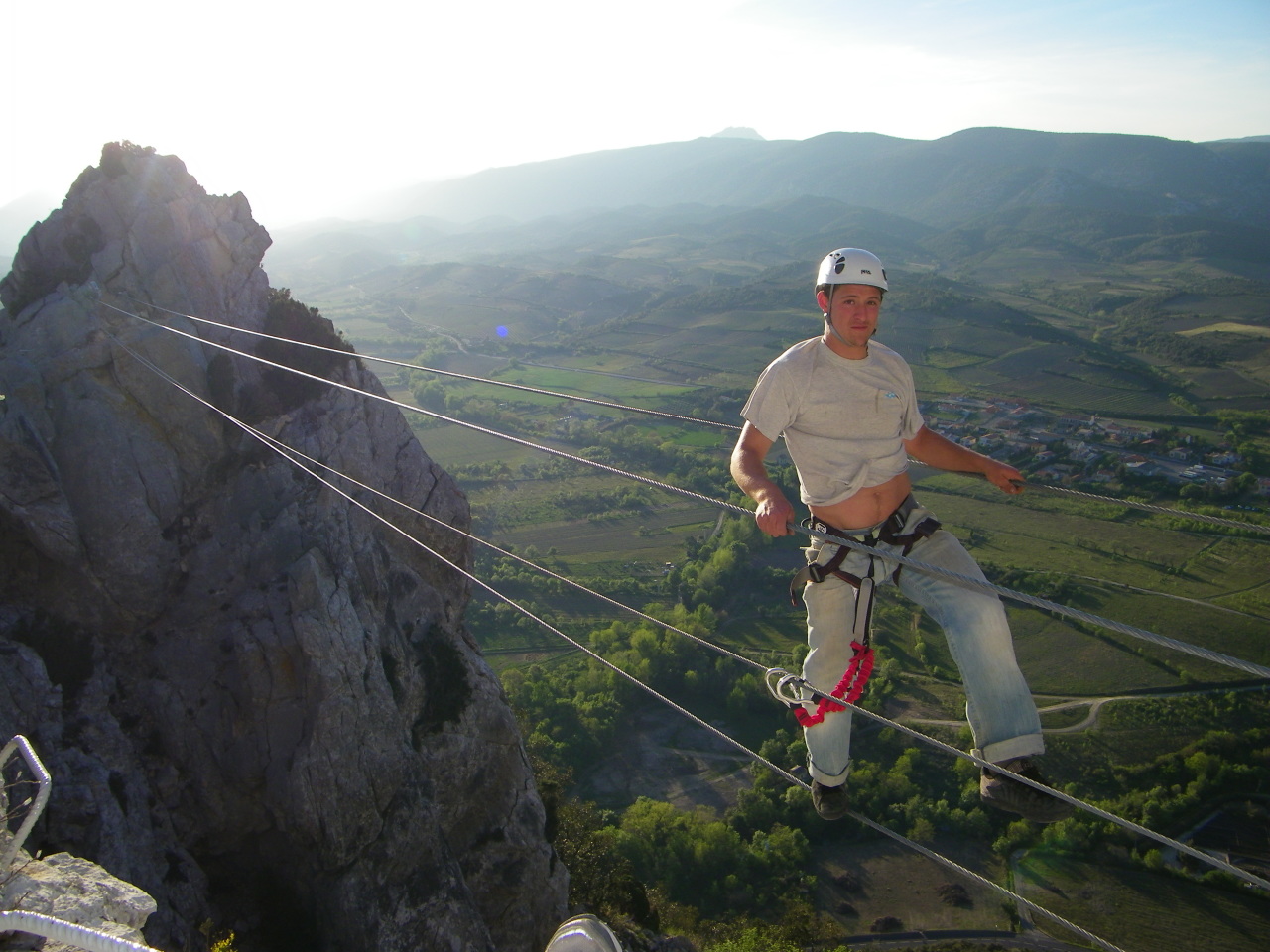 Via Ferrata - железная тропа - не дай бог кому-то на нее попасть! Via Ferrata - железная тропа - не дай бог кому-то на нее попасть!