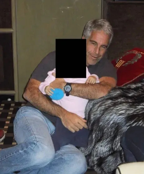 Стало известно, что у Джеффри Эпштейна был ребёнок от 