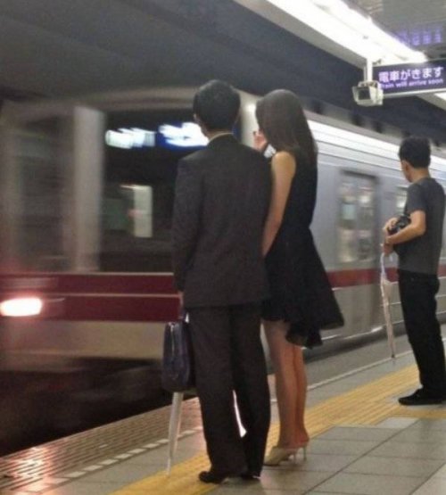 Ежедневные проблемы невысоких людей в 13 прикольных картинках Ежедневные проблемы невысоких людей в 13 прикольных картинках