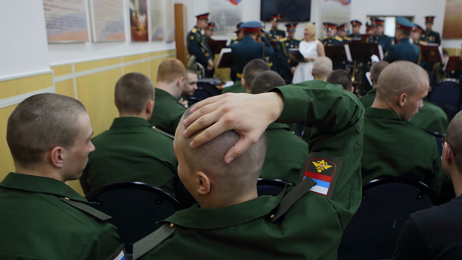 Время военного призыва. Альтернативная Военная служба. Альтернативная Гражданская служба в армии. Солдат на альтернативной службе. Поддержка военнослужащих.