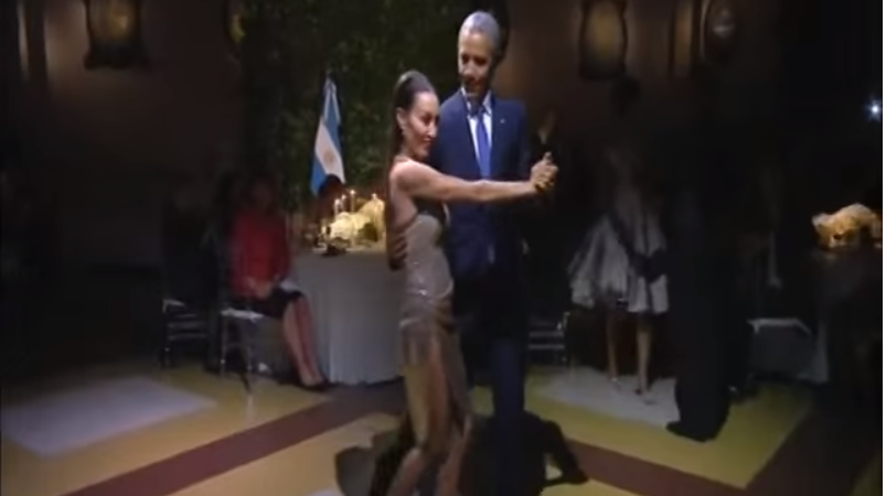 барак обама станцевал танго на приеме в аргентине. видео
