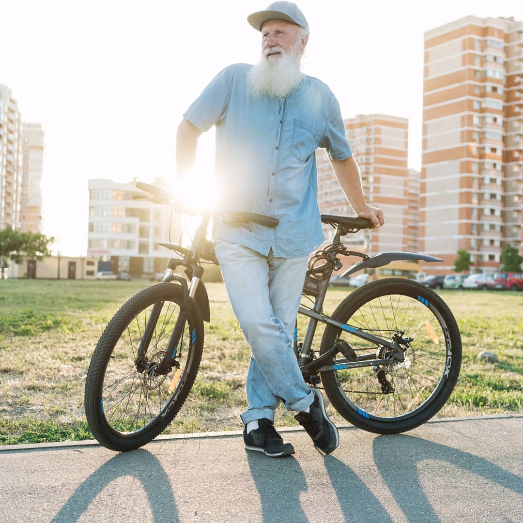 Элегантность и стиль – это про них. Показываем семь дедушек, которые дадут фору молодёжи Элегантность и стиль – это про них. Показываем семь дедушек, которые дадут фору молодёжи