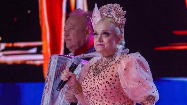 Кадышева рискует остаться без концертов из-за сына — фанаты взбунтовались - похожая новость на Toplenta