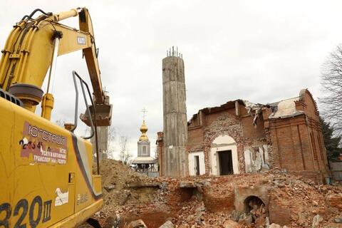 В Армавире сносят столетний Свято-Троицкий собор