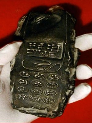 В Австрии археологи нашли 800-летний мобильный телефон