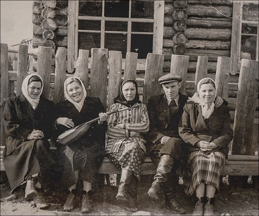 Дома - деревянные, люди - без понтов. Дома - деревянные, люди - без понтов. история