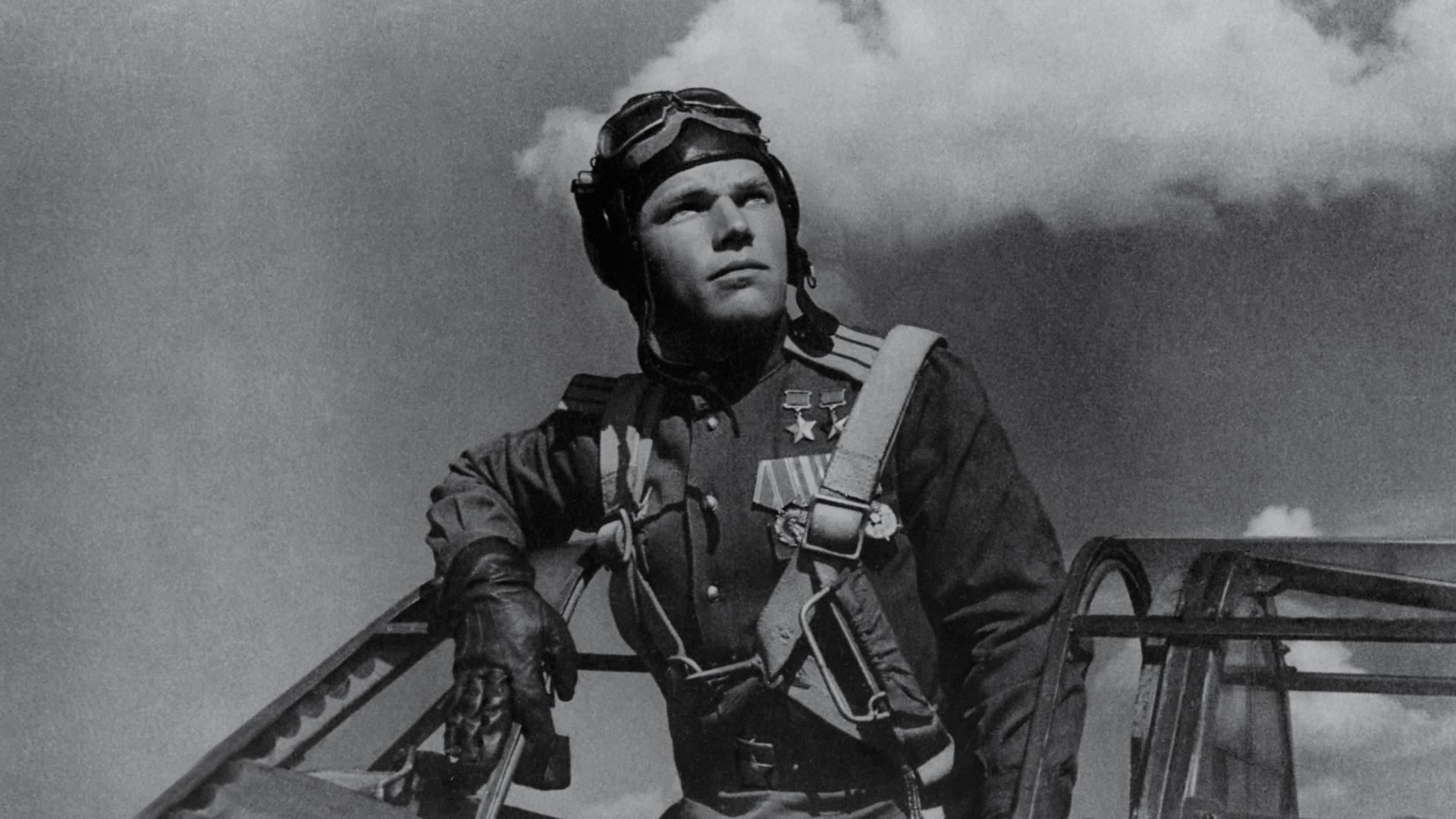 Летчик трех времен. Маршал авиации Кожедуб. Кожедуб 1944.