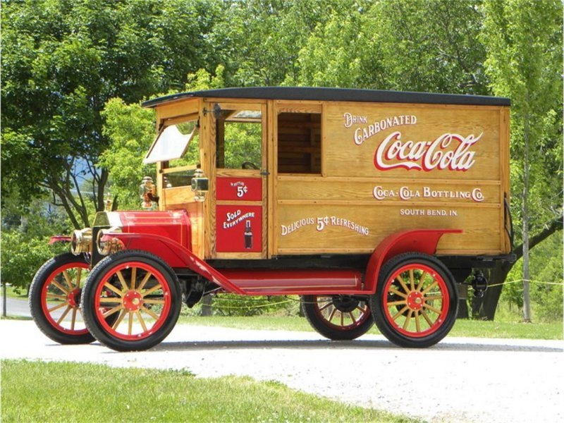 Праздник к нам приходит: откуда взялись те самые грузовики из рекламы CocaCola, этого, рождественского, странах, популярным, видео, праздника, разных, рекламный, весьма, компания, каравана, именно, уверяют, Рождество, вполне, порой, связана, просто, всего