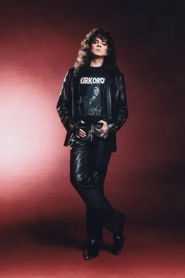 Шуба, цепи и кожаные брюки: Филипп Киркоров снялся для модного бренда philipp kirkorov,алесь кафельников,Виктория Шелягова,москвичка,журнал,Филипп Киркоров