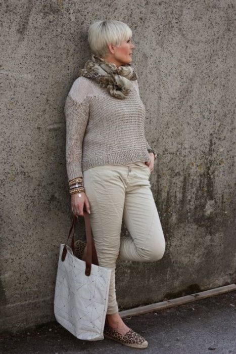 Элементы базового гардероба, которые молодят 