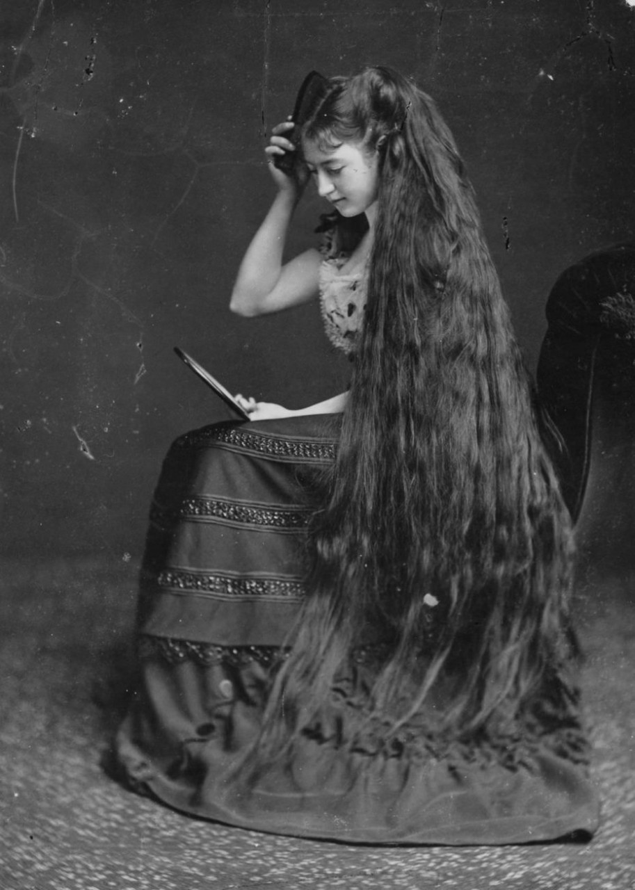 Чарующее обаяние  - фото роскошных длинноволосых красавиц викторинской эпохи женщины