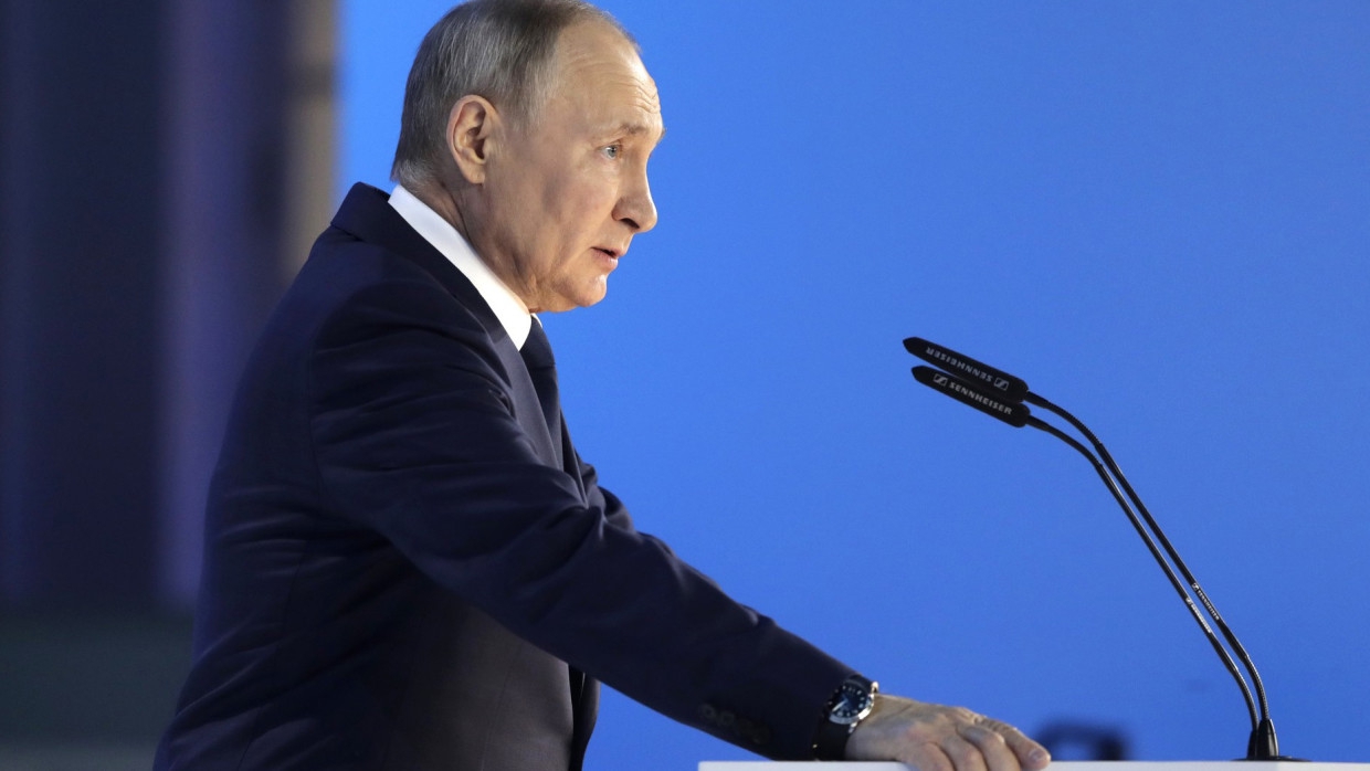 Путин объяснил значение Союзного государства с Белоруссией Путин объяснил значение Союзного государства с Белоруссией Политика