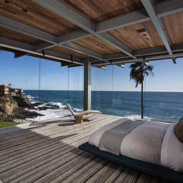 Bedroom-With-Ocean-Views-21-1-Kindesign