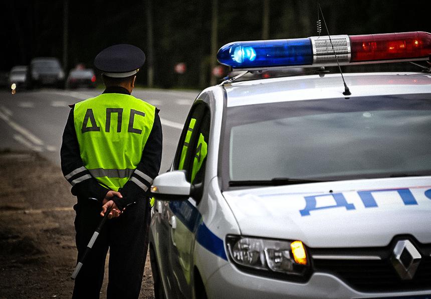 Можно ли объезжать автобус через сплошную линию, если он стоит на остановке Можно ли объезжать автобус через сплошную линию, если он стоит на остановке пдд,советы