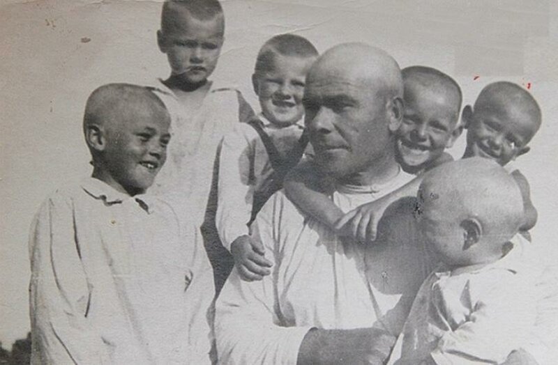 Чтобы помнили: Ферапонт Головатый «Хочу у вас истребитель купить» Чтобы помнили: Ферапонт Головатый «Хочу у вас истребитель купить»