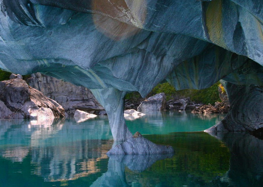 Картинки по запросу These marble caves in Chile are mind blowing