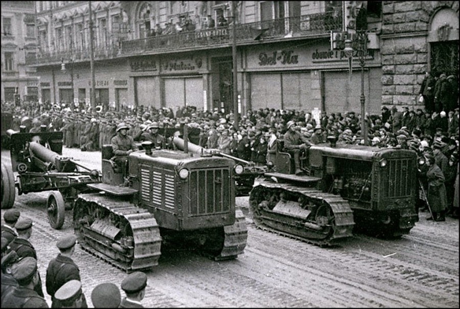 German–Soviet military parade in Brest-Litovsk 08