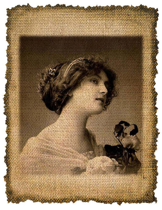 ВИНТАЖНЫЕ ДЕВУШКИ НА МЕШКОВИНЕ