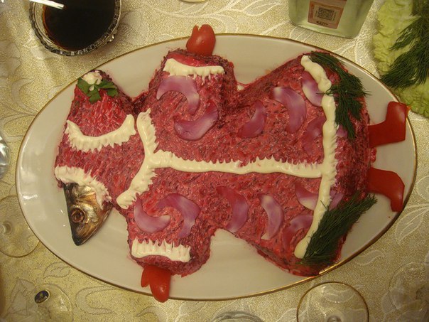 когда мужчина готовит еду 