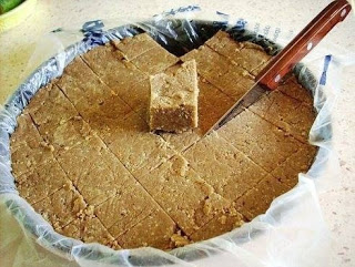Простой рецепт вкусной домашней халвы Простой рецепт вкусной домашней халвы