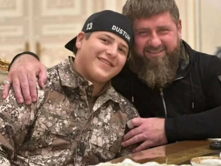 15-летнему сыну Кадырова вручили очередной орден (ФОТО)