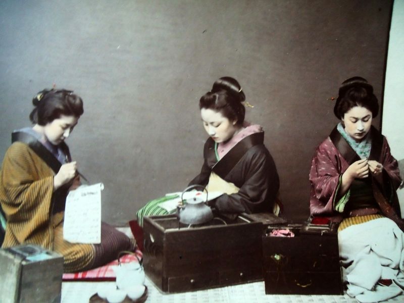 Япония во второй половине 19 века: покрашенные фото Беато, работы, первых, Японии, фотографов, фотографировать, начал, одним, который, влияние, страны, Чарльза, оказал, фотографииБеато, акварельной, научил, Виргмана, Феличе, рисовальщика, помощью
