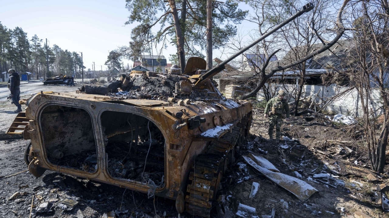 Как украинские «патриоты» и российские «либералы» распространяют дезинформацию о СВО