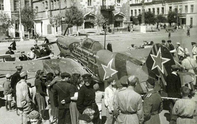 Чтобы помнили: Ферапонт Головатый «Хочу у вас истребитель купить» Чтобы помнили: Ферапонт Головатый «Хочу у вас истребитель купить»