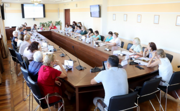   В Севастополе прошло совещание с директорами школ Крыма