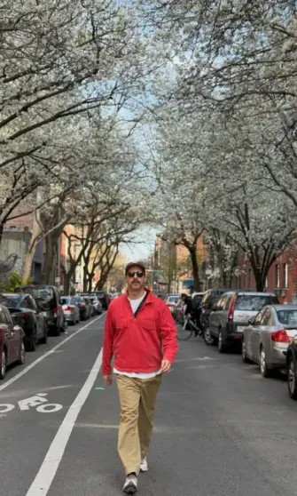 Иван Ургант показал фото с командой 