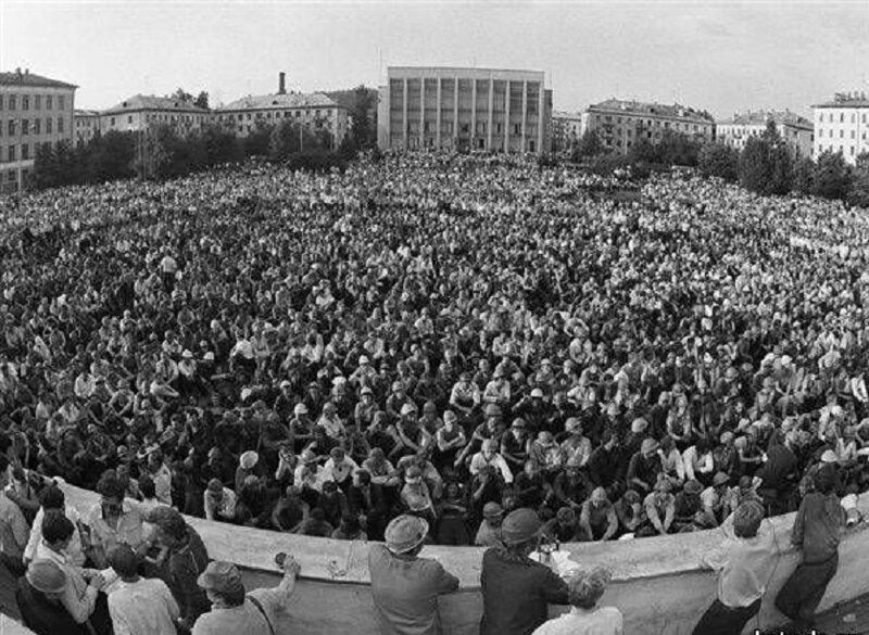 Новочеркасский расстрел рабочих 1962 года - черная страница истории Советской власти 