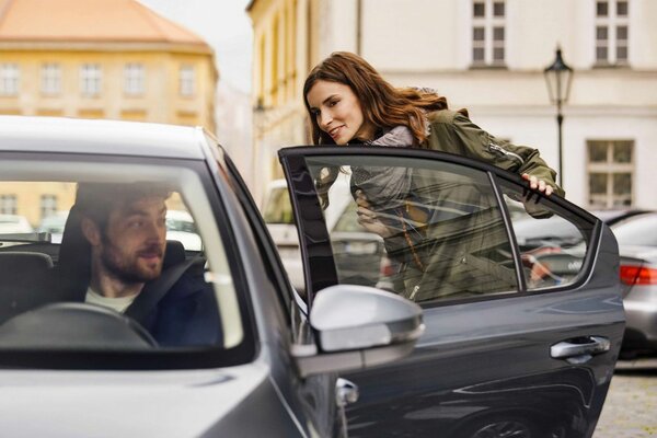 Таксист рассказал:"Целый день ржал, вспоминая историю с невнимательной клиенткой ..."