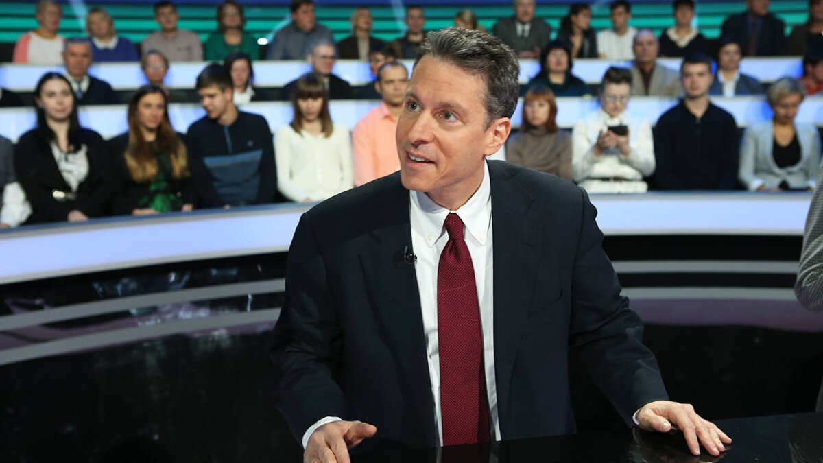 Американки или россиянки? Западный русофоб рассказал, что объединяет феминизм и хиджаб