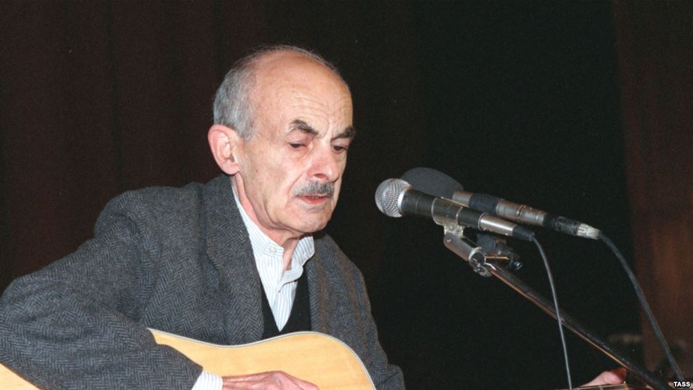 Булат Шалвович - незаслуженный автор гениальной песни.