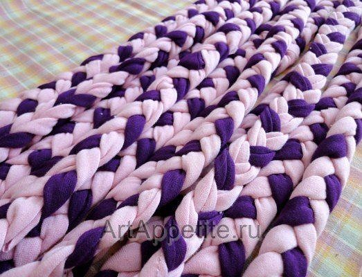 Текстильный коврик из косичек. косички, коврика, чтобы, розового, фиолетового, ткань, цвета, коврик, размера, складываем, пополам, своего, сшиваем, выворачиваем, зашиваем, отверстие, конечного, ткани, больше, берем