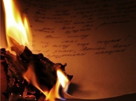 Как горят рукописи