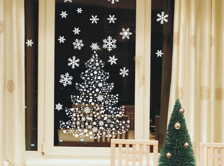 Праздничное настроение: как украсить окна на Новый год для дома и дачи,новогодний декор
