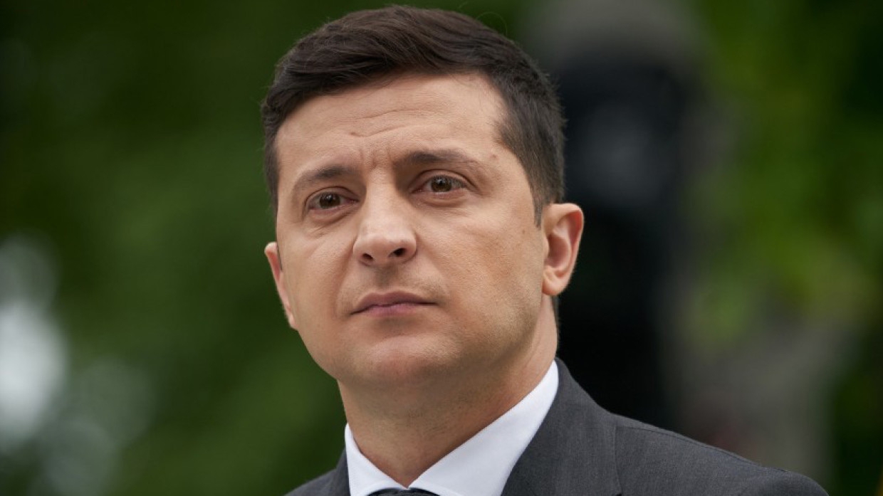 Зеленский подписал указ о введении санкций против участников парламентских выборов в Крыму