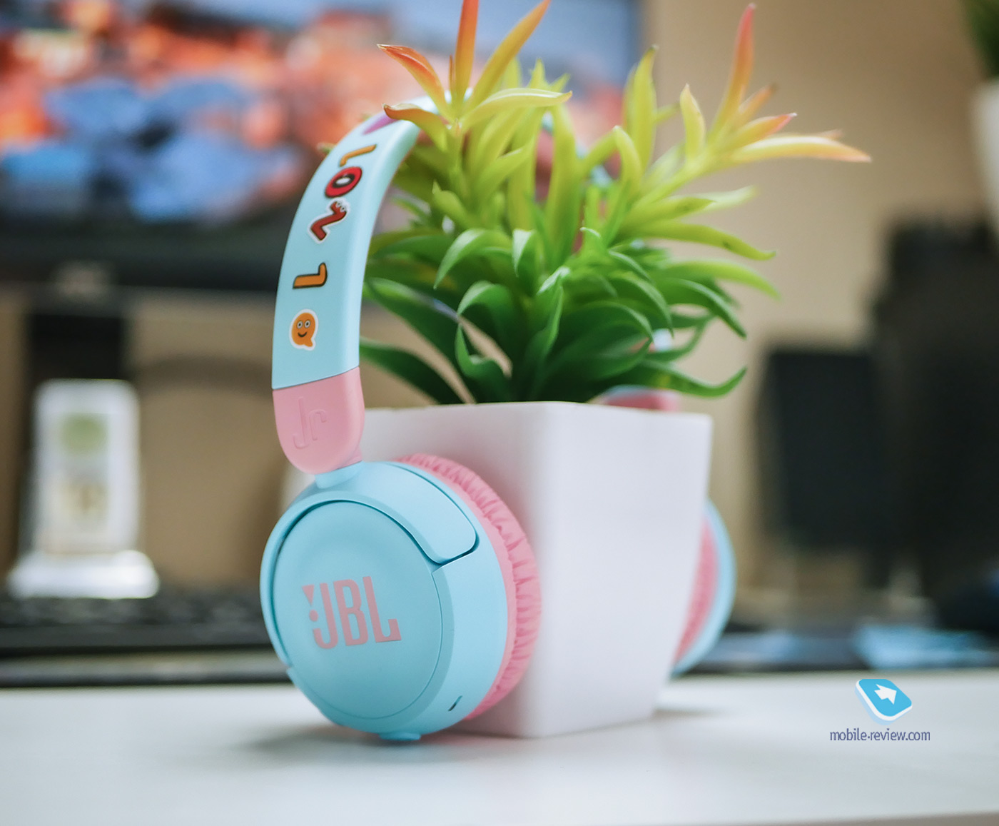 Обзор беспроводных наушников JBL JR310BT: Даня Милохин мог бы рекомендовать!