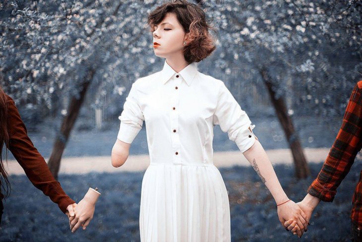 Экономия на маникюре, езде на велосипеде и другое. Полсотни фактов о жизни с полутора руками спсукраина