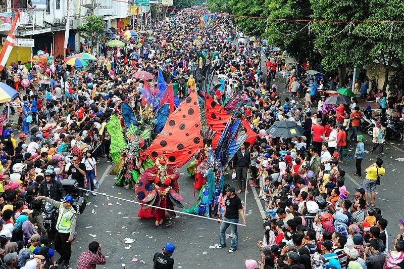 Jember Fashion Carnaval – один из самых ярких фестивалей мира