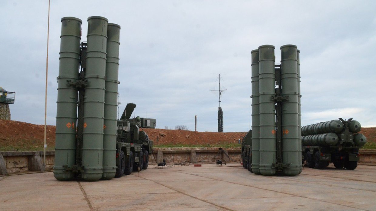 Лучший ответ на угрозы США: эксперты оценили поставку российской армии очередного полка С-400