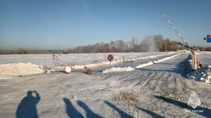 Какие ледовые переправы действуют в Алтайском крае, рассказали в МЧС