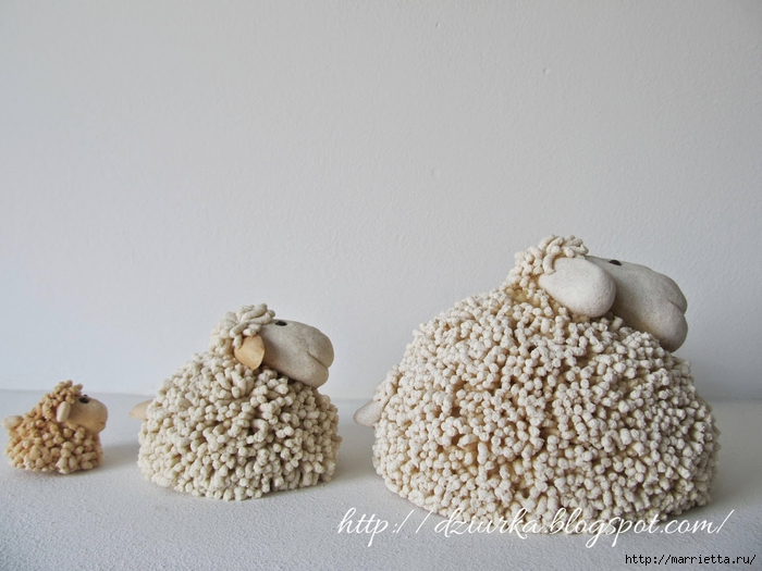 Барашек из соленого теста – украшение для праздничного стола