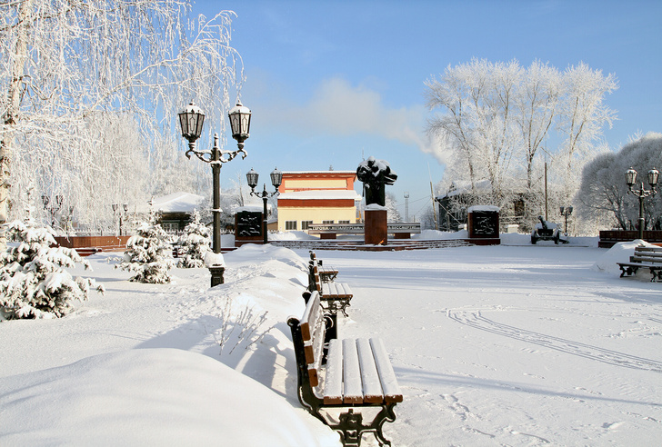 Надеждинский металлургический завод 125-лет непревзойденного качества продукции Надеждинский металлургический завод 125-лет непревзойденного качества продукции