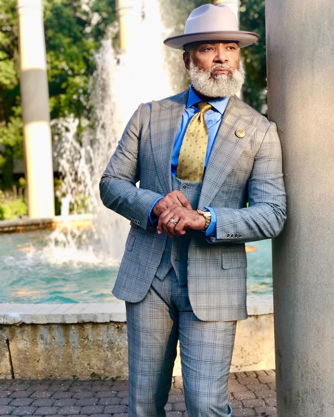 Элегантность и стиль – это про них. Показываем семь дедушек, которые дадут фору молодёжи Элегантность и стиль – это про них. Показываем семь дедушек, которые дадут фору молодёжи