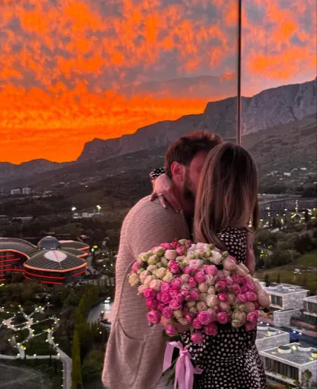 Дочь звездной пары вышла на подиум: Мия Прилучная дебютировала на Неделе моды