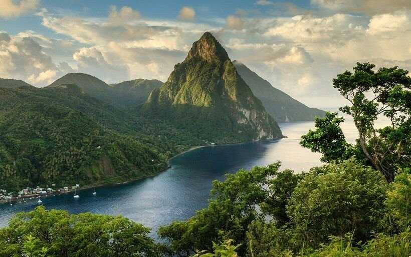 Сент-Люсия — крошечное островное государство в Карибском бассейне/ © travelask.ru