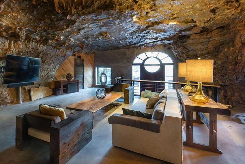Самую роскошную пещеру в мире теперь можно купить